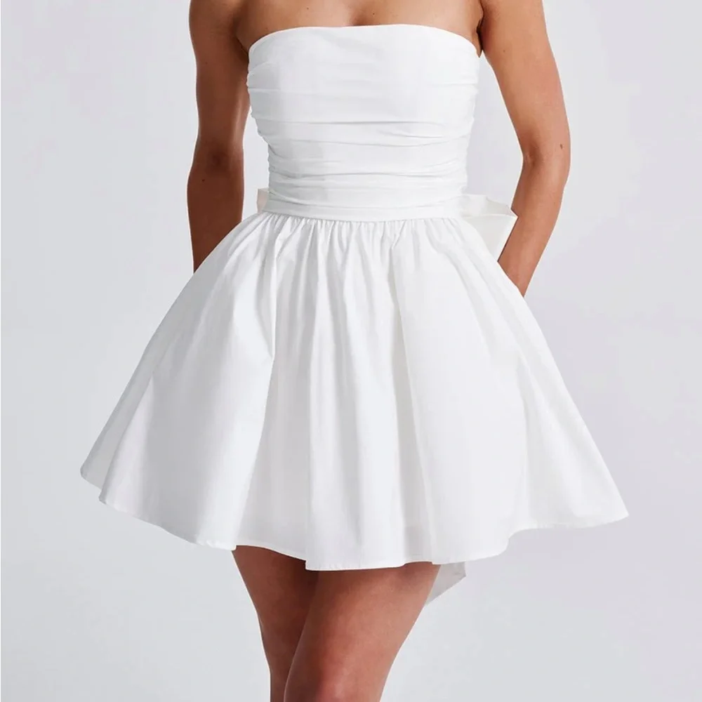 Chic Strapless White Dress - Picture 3 of 3